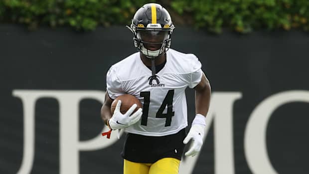 Steelers rookie receiver George Pickens